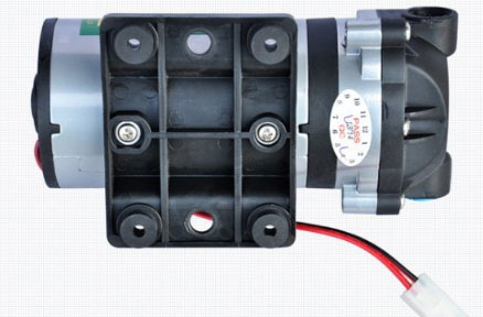 低雑音24VDCタイプ水圧の増圧ポンプ50Gのダイヤフラムの自己の起爆剤