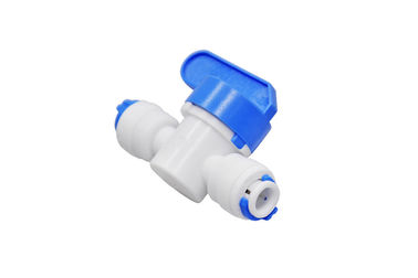 プラスチック1/4&quot;反動の球の価値水清浄器の付属品の糸の接続の耐久財 サプライヤー